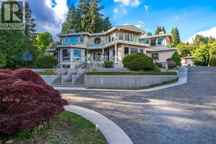 761 EYREMOUNT DRIVE, West Vancouver