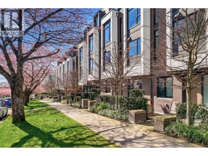 7615 YUKON STREET, Vancouver