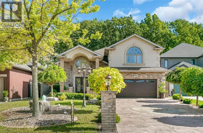 762 NEWPORT CRESCENT, Windsor