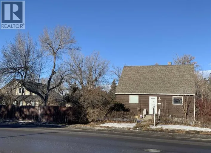 7620 34 Avenue NW, Calgary