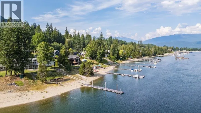 7620 3A Highway, Balfour