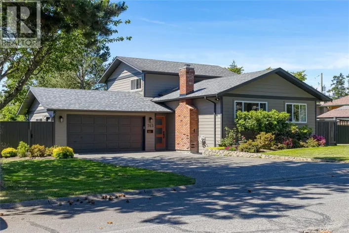 763 Viaduct Ave E, Saanich