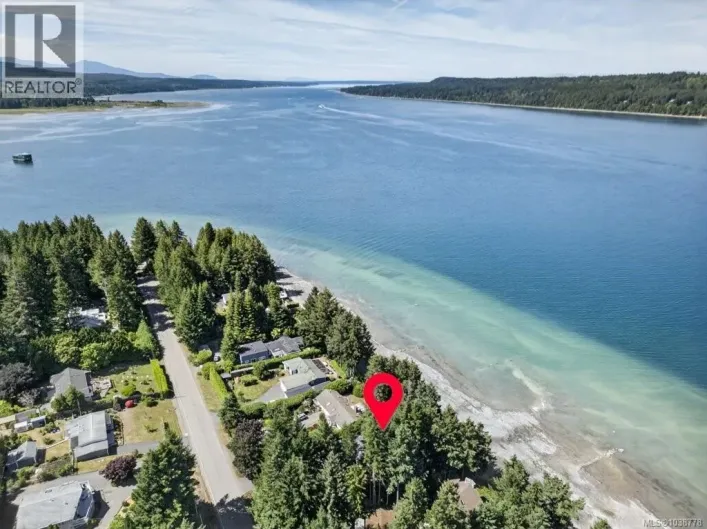 7630 Ships Point Rd, Fanny Bay