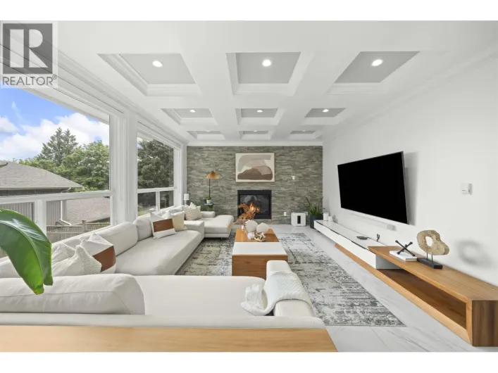 7638 AUBREY STREET, Burnaby