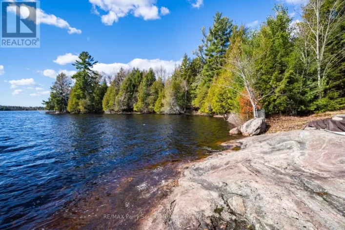 764 EAST BEAR LAKE ROAD, McMurrich/Monteith