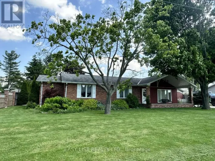 7652 HARRIS POINT DRIVE, Plympton-Wyoming