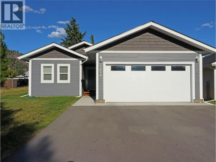 7654 18TH Street, Grand Forks