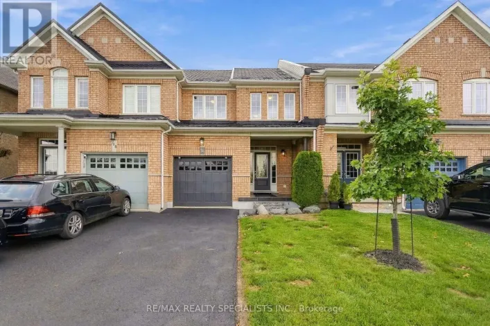 766 SUGDEN TERRACE, Milton