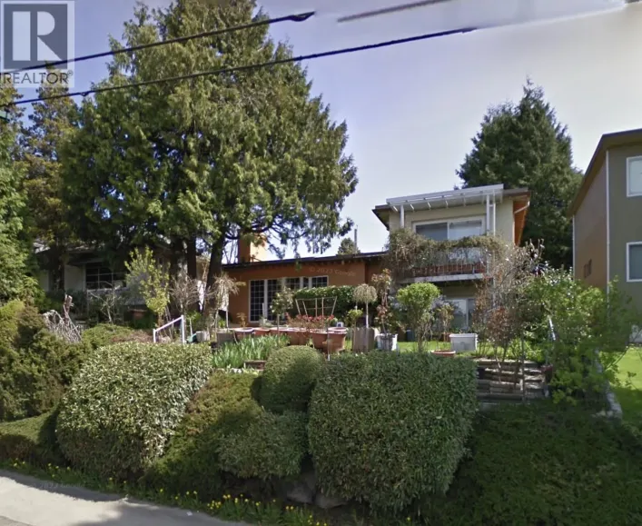 7664 GRANVILLE STREET, Vancouver