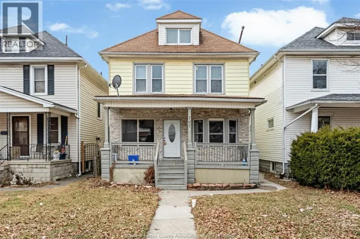 767 Moy AVENUE, Windsor