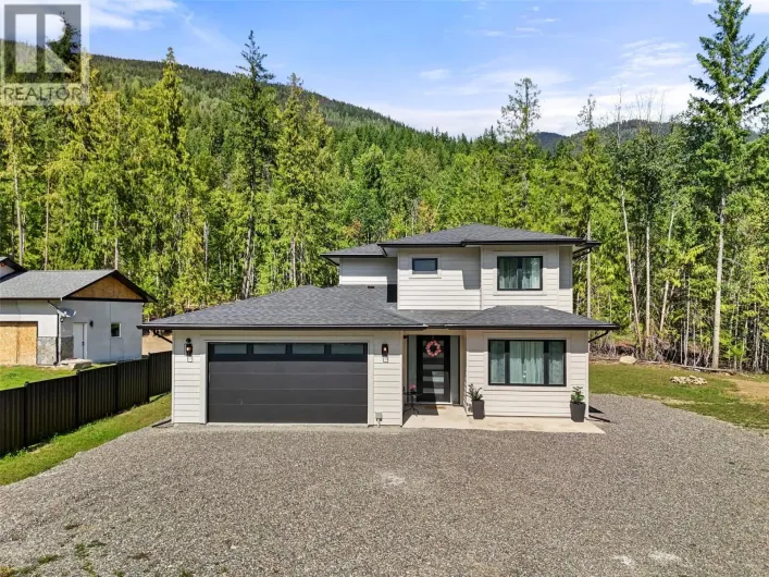 7670 Mountain Drive, Anglemont