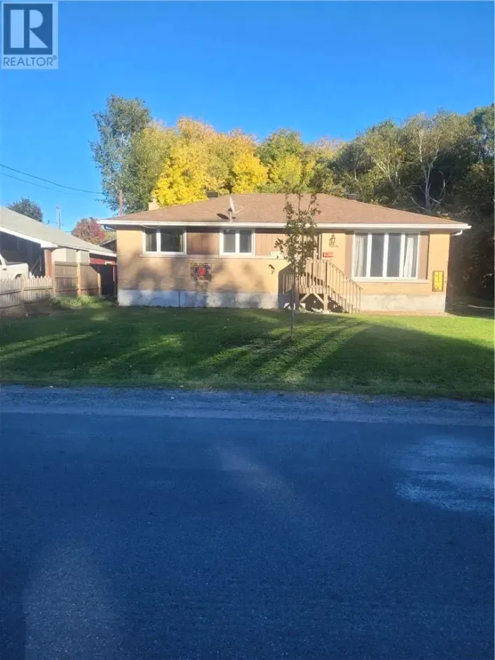 House for sale: 768 Danforth Avenue, Sudbury