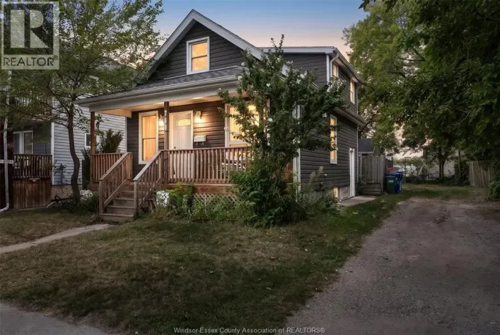 768 MCKAY, Windsor