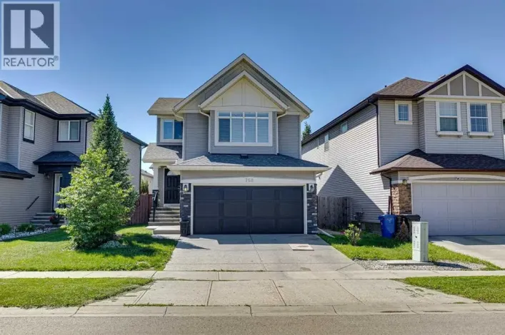 768 New Brighton Drive SE, Calgary