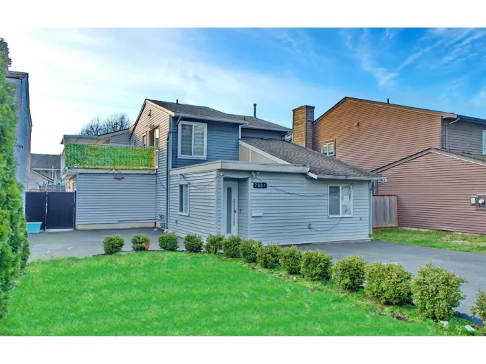 7681 125 STREET, Surrey