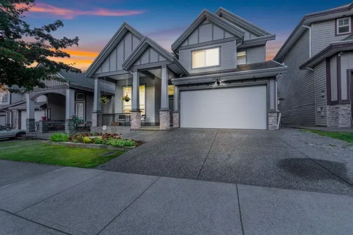 7688 146 STREET, Surrey