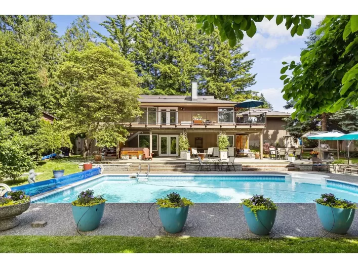 7691 PETERSON STREET, Mission