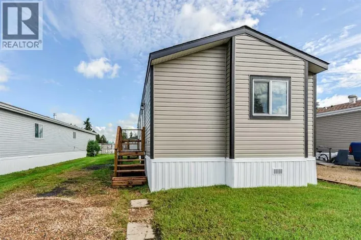Mobile Home for sale: #77, 4802 54 Avenue, Camrose