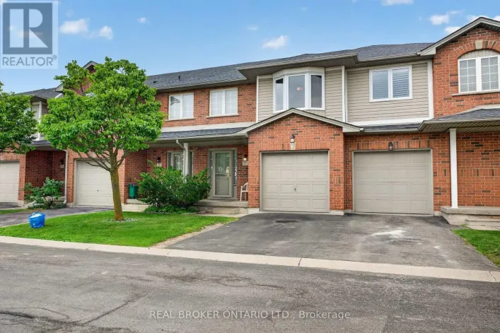 77 - 800 PARAMOUNT DRIVE, Hamilton