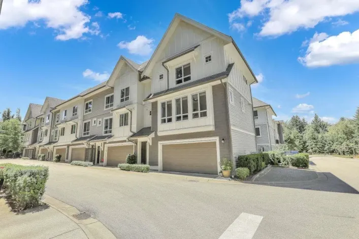 77 9718 161A STREET, Surrey