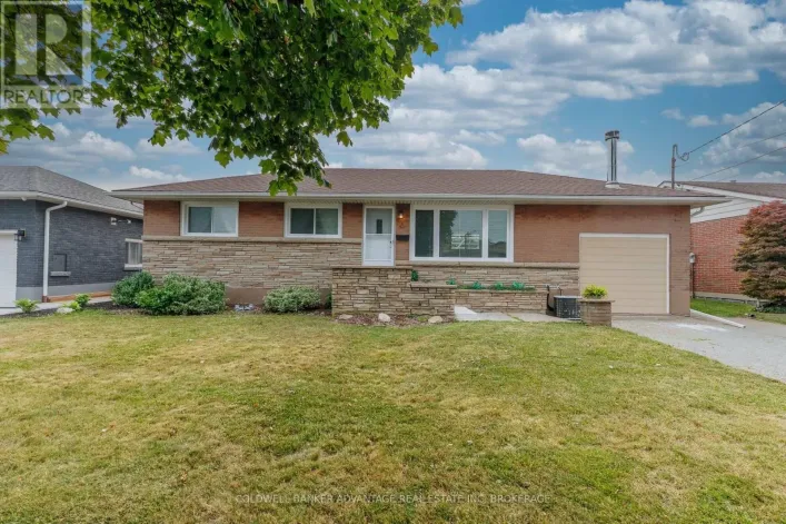 House for sale: 77 BALMORAL AVENUE, Welland