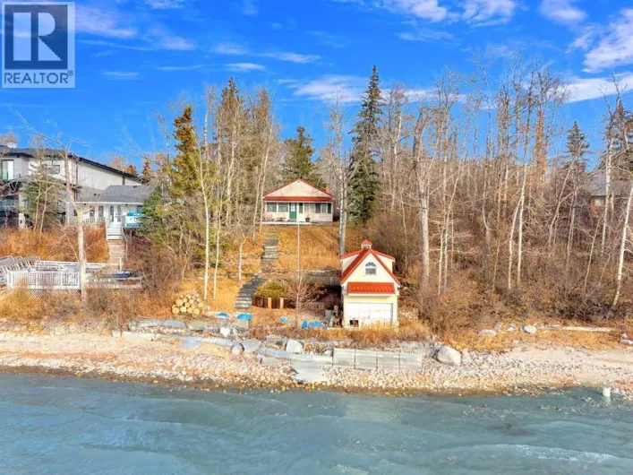 77 Birchcliff Road, Birchcliff