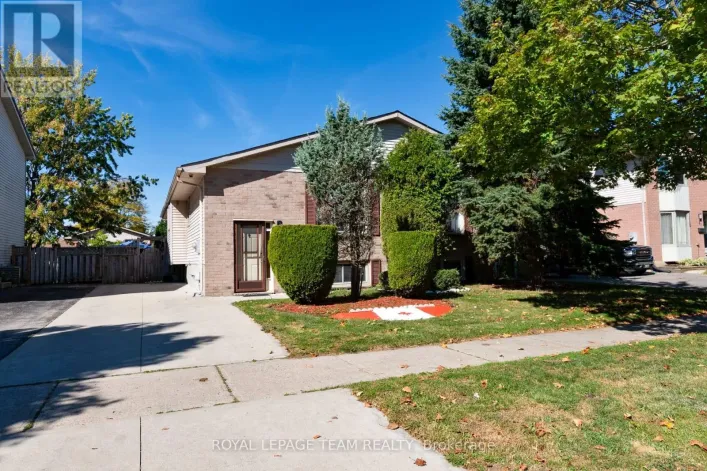 77 BONAVENTURE DRIVE, London East