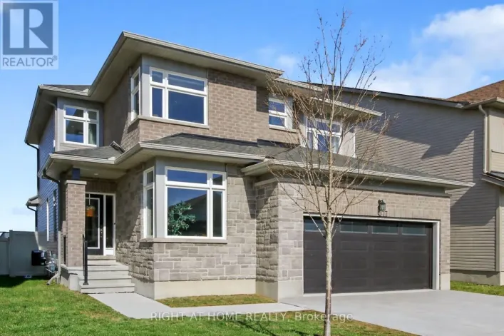 77 DUNLOP ROAD, Carleton Place