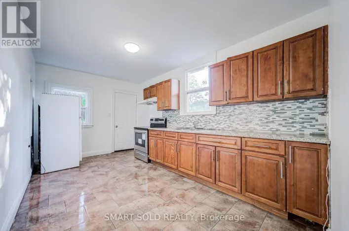 77 FENNELL AVENUE, Hamilton