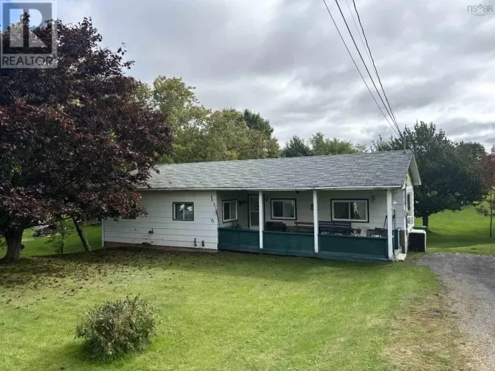 77 Gabriel Road, Falmouth