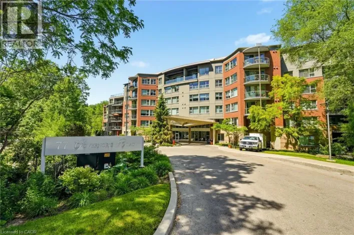 77 GOVERNOR'S Road Unit# 404, Dundas