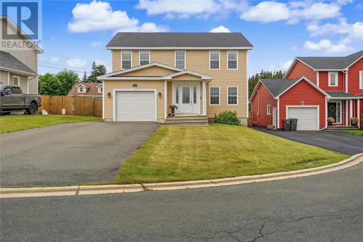 77 Hollyberry Drive, Paradise