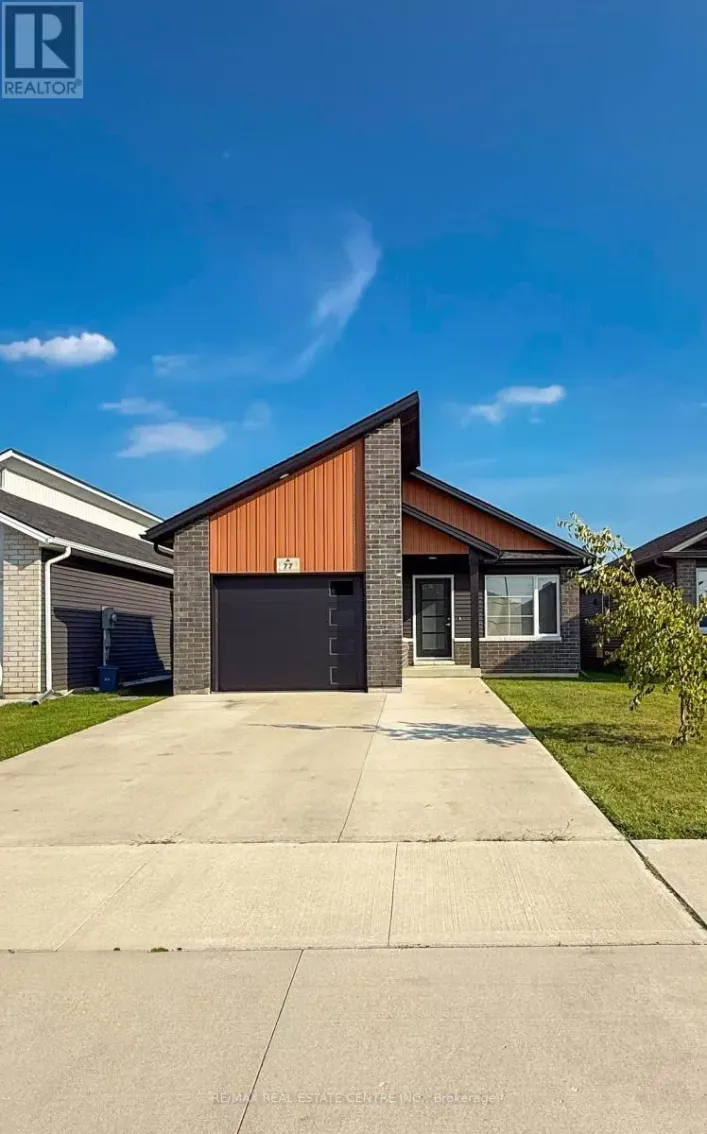 77 MOONSTONE CRESCENT, Chatham-Kent
