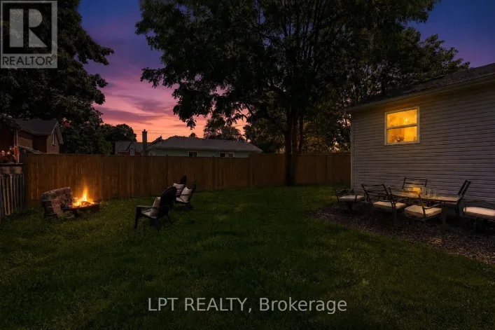77 MUNRO ST WEST STREET W, Brock