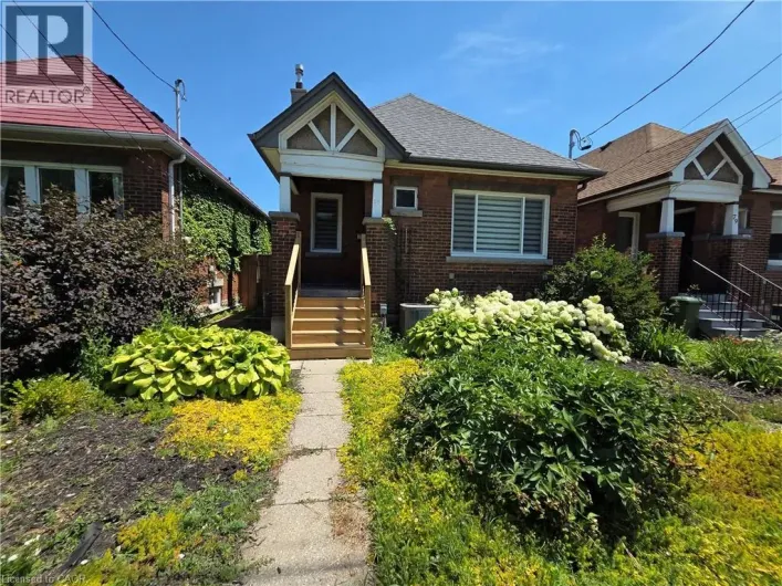 77 PARADISE Road S, Hamilton