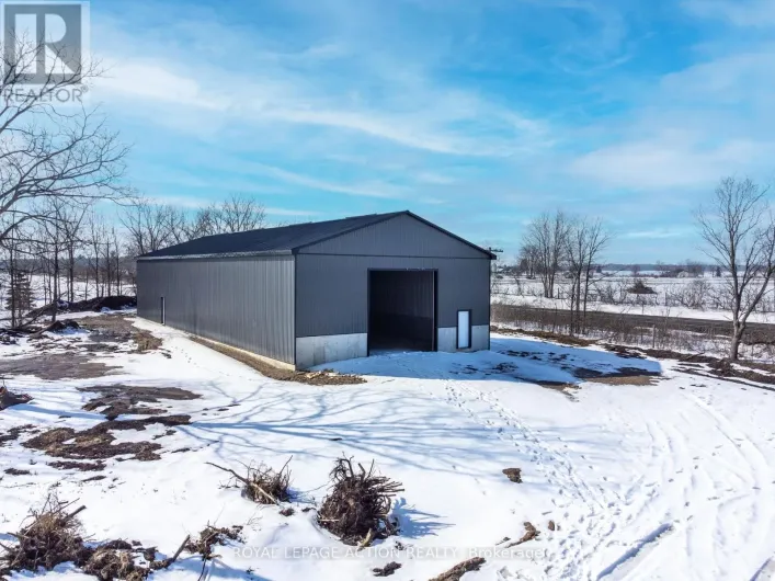 77 RAILWAY STREET W, Blandford-Blenheim