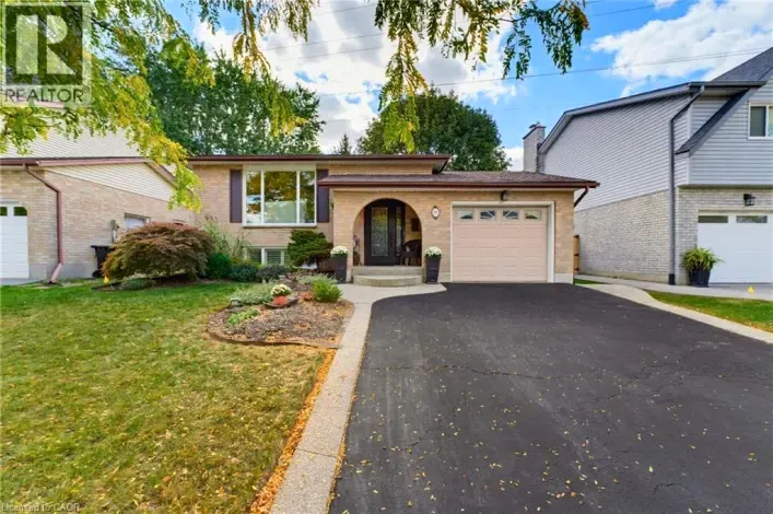 77 YELLOW BIRCH Drive, Kitchener