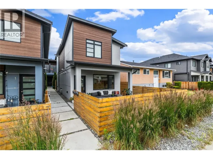 771 Raymer Avenue Unit# 2, Kelowna