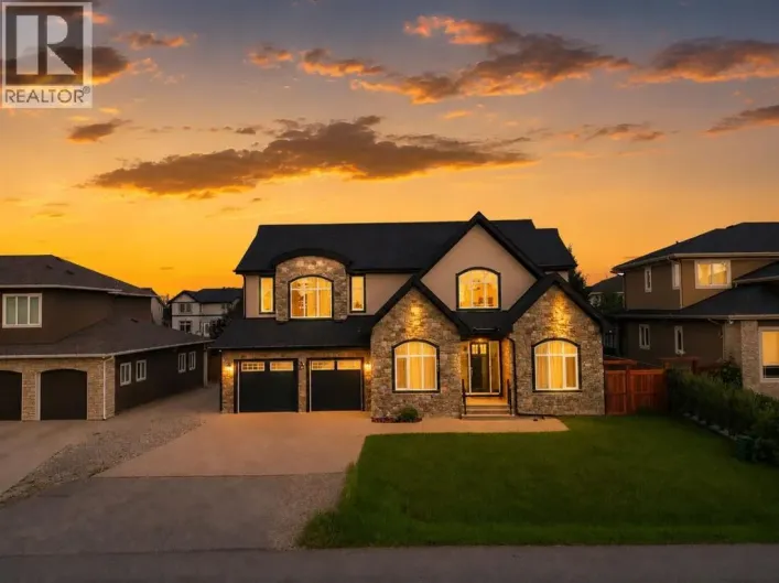 772 East Lakeview Road, Chestermere