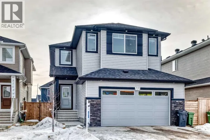 772 Edgefield Crescent, Strathmore