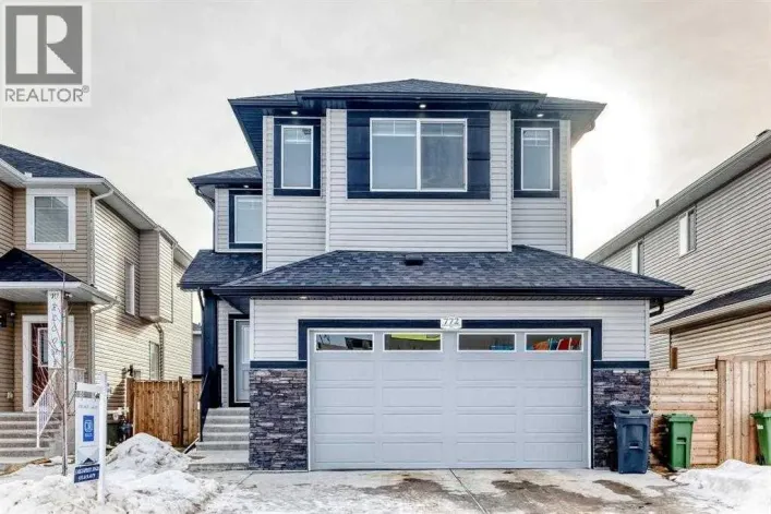 772 Edgefield Crescent, Strathmore