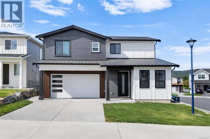 772 Plover Crt, Langford