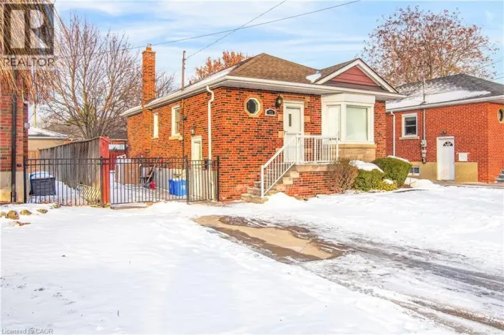 773 QUEENSDALE Avenue E, Hamilton