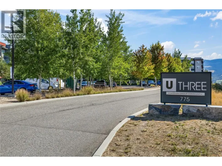 775 ACADEMY Way Unit# PH17, Kelowna