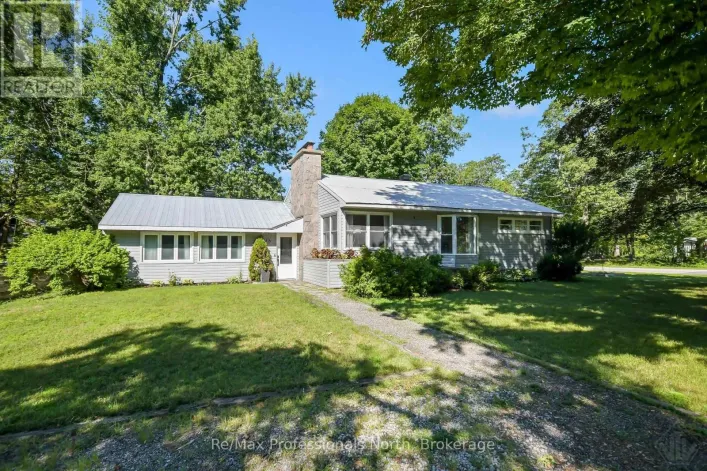 775 MUSKOKA BEACH ROAD, Gravenhurst)