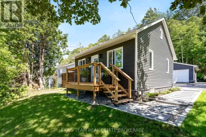 775 ONTARIO STREET, Midland