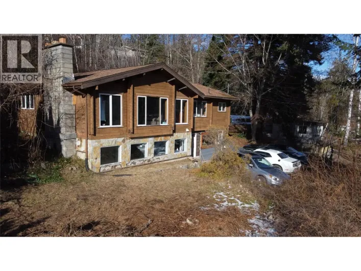 7761 3A Highway, Balfour