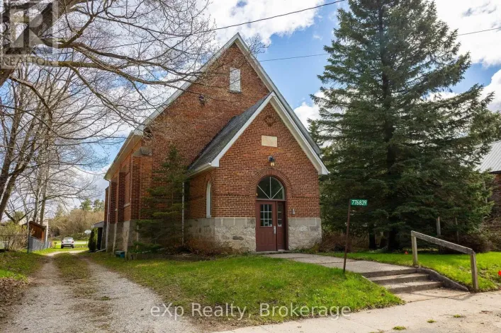 776839 HIGHWAY 10, Chatsworth