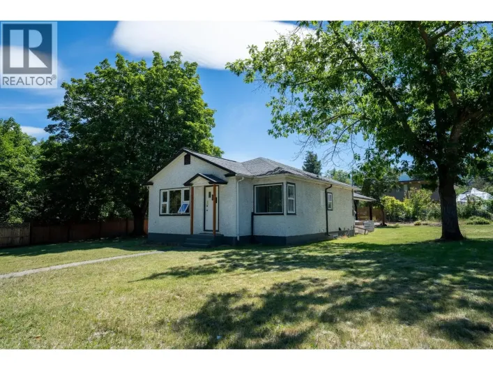 778 Central Avenue, Grand Forks