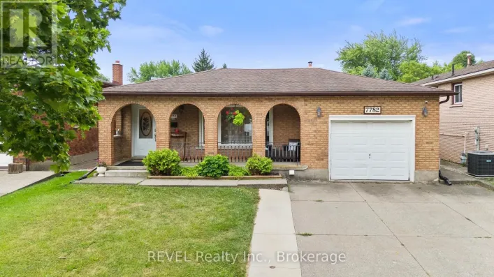 7782 BADGER ROAD, Niagara Falls